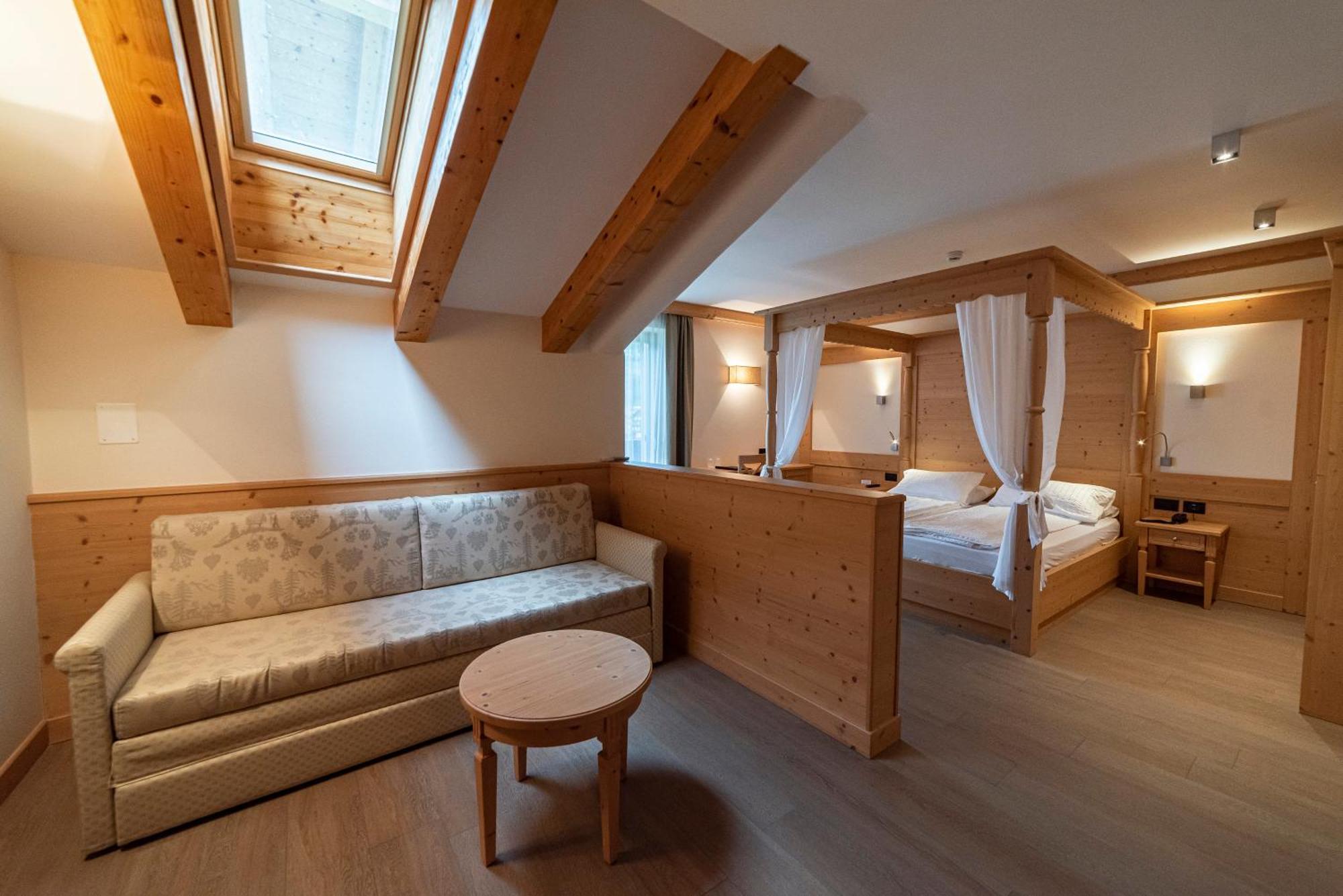 Hotel Garni Paradisi - Wellness & Spa เมซซาโน ภายนอก รูปภาพ