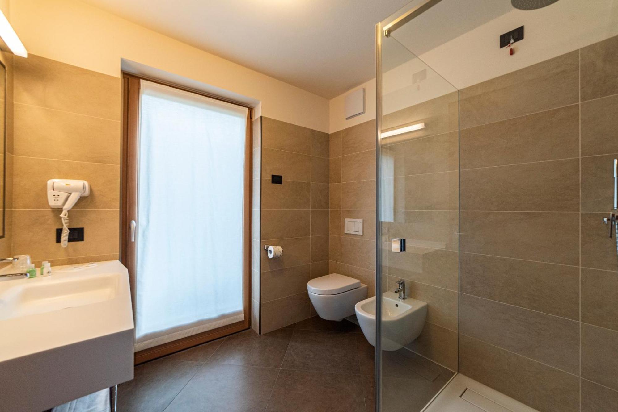 Hotel Garni Paradisi - Wellness & Spa เมซซาโน ภายนอก รูปภาพ